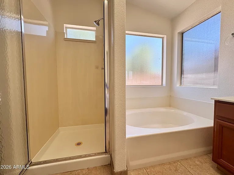 2302 E Edna Ave — Photo 29