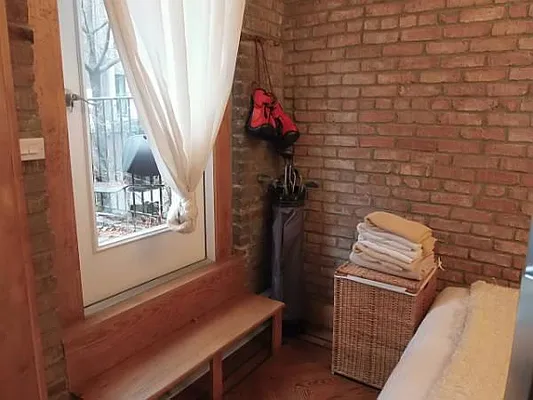 Rented by Aventana | media 7