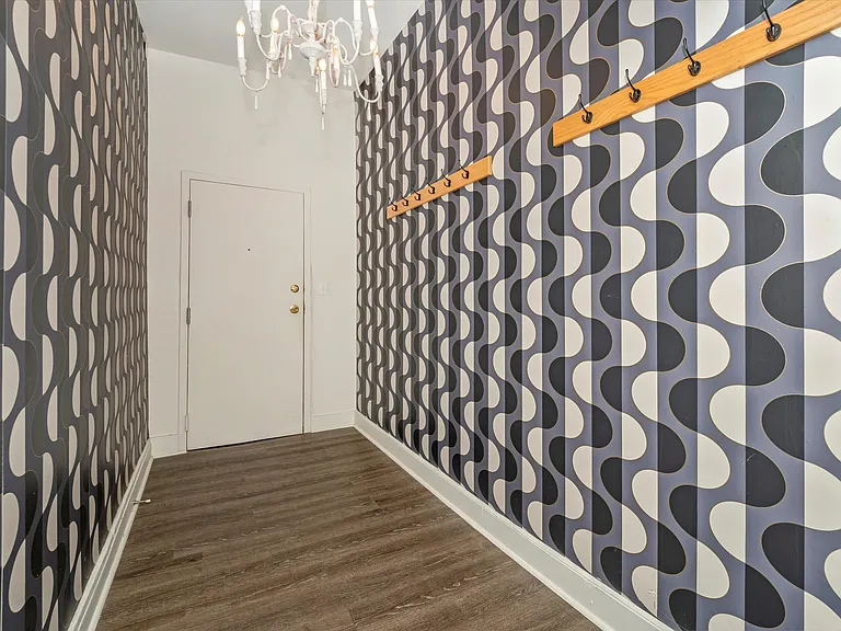 201 S Market St #1C — Photo 38