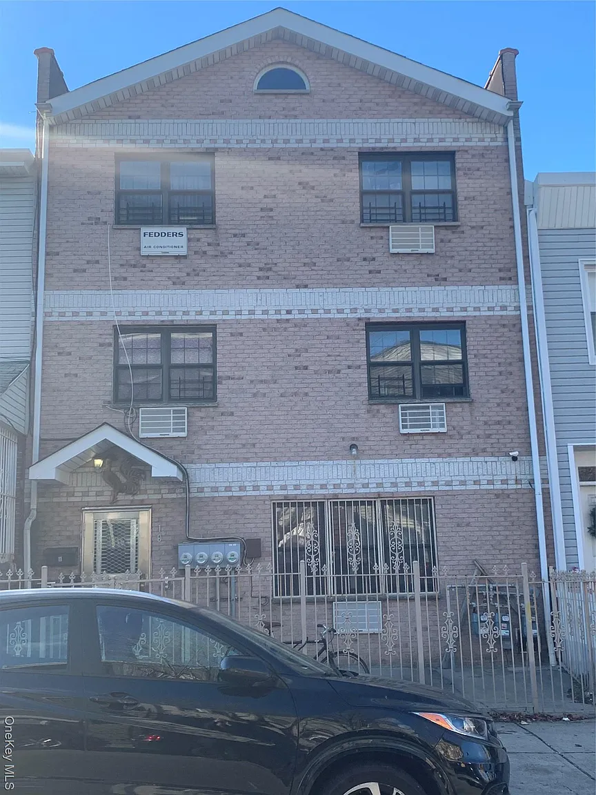 18 Kane Place photo 1
