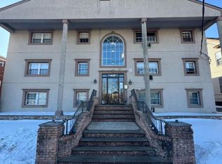 816-826 W Grand St BLDG 826 #2D, Elizabeth City, NJ 07202