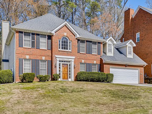 2nd image of 977 Old Greystone Dr