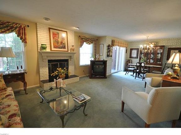 4th image of 21830 Addington Blvd #2