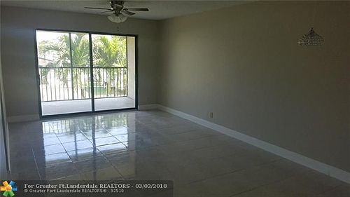 5th image of 7901 Southgate Blvd APT C8