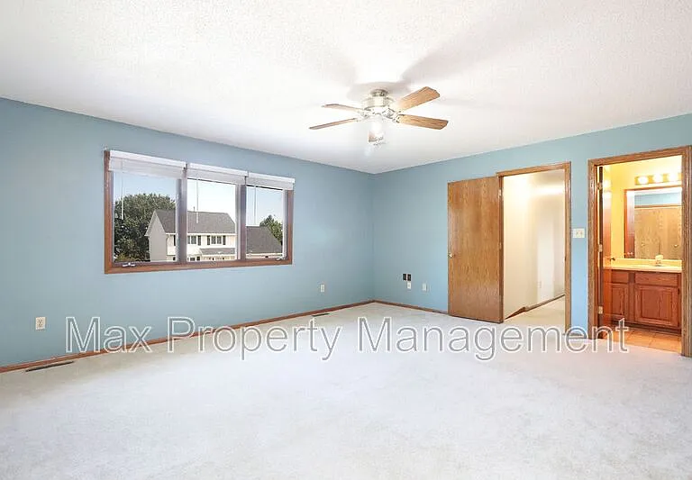 8200 Northview Dr — Photo 27