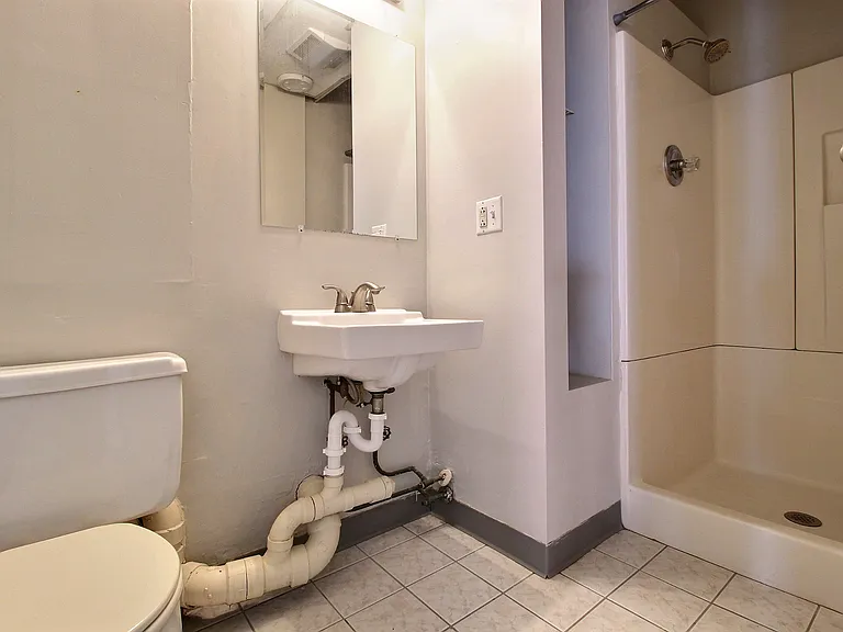 55 Beach St #16 — Photo 6