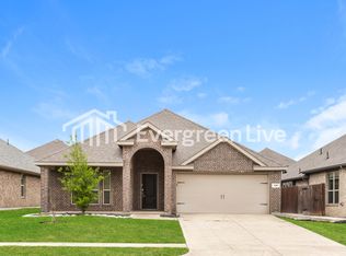 216 Garden Grove Dr, Waxahachie, TX 75165