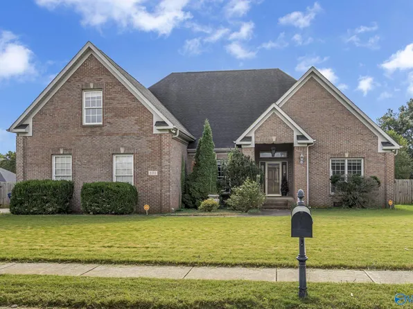 101 Misty Morn Ln, Huntsville, AL 35811