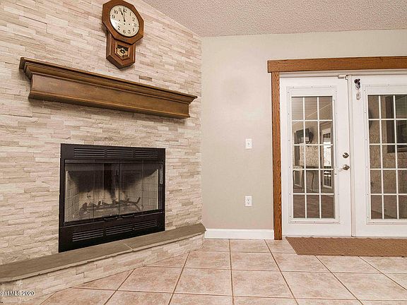 4th image of 1278 Little Oak Cir
