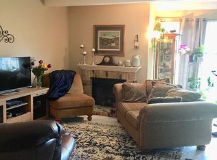 12772 Deauville Dr, Omaha, NE 68137