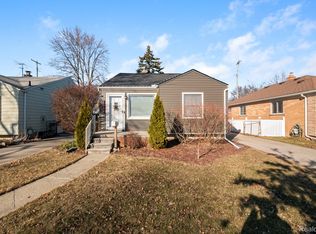 23021 California St, Saint Clair Shores, MI 48080