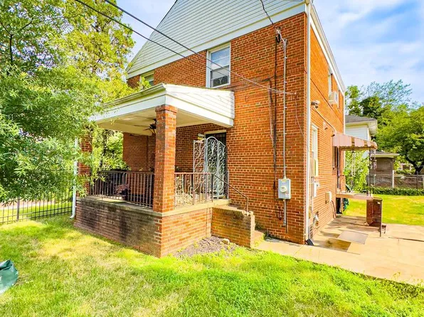 408 44th St NE, Washington, DC 20019