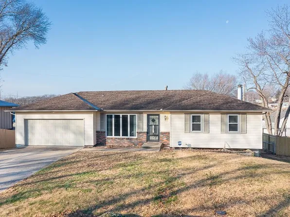 134 N 80th Pl, Kansas City, KS 66111