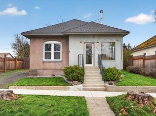 112 N College St, Tekoa, WA 99033