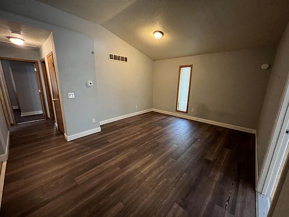 5th image of 2931 Aldrich Ave N