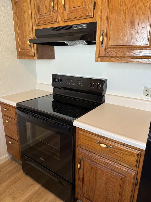 402 W Jackson St, unit 5 — Photo 4