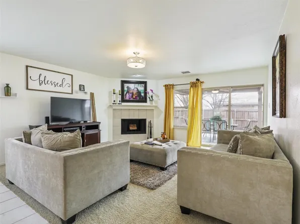 2910 Briarbrook Dr, Seagoville, TX 75159