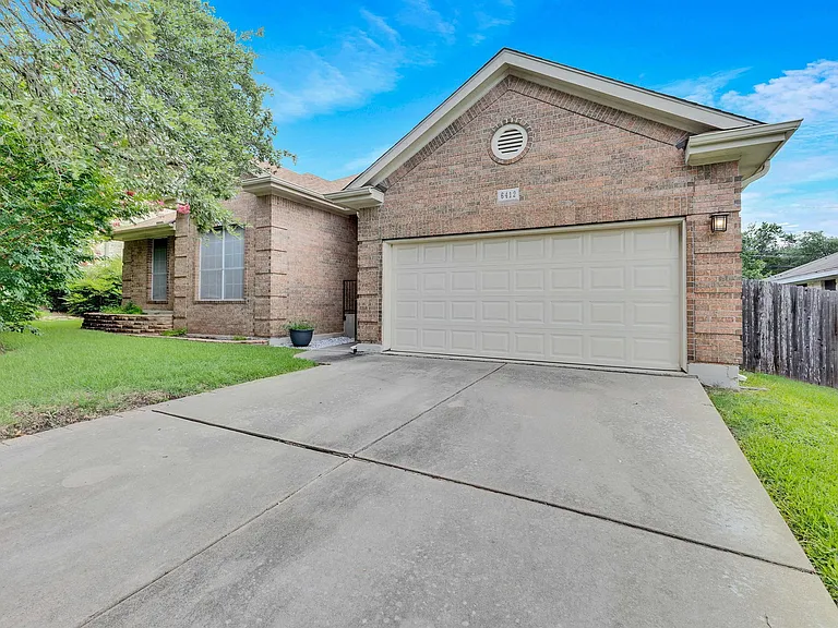 6412 Convict Hill Rd — Photo 29