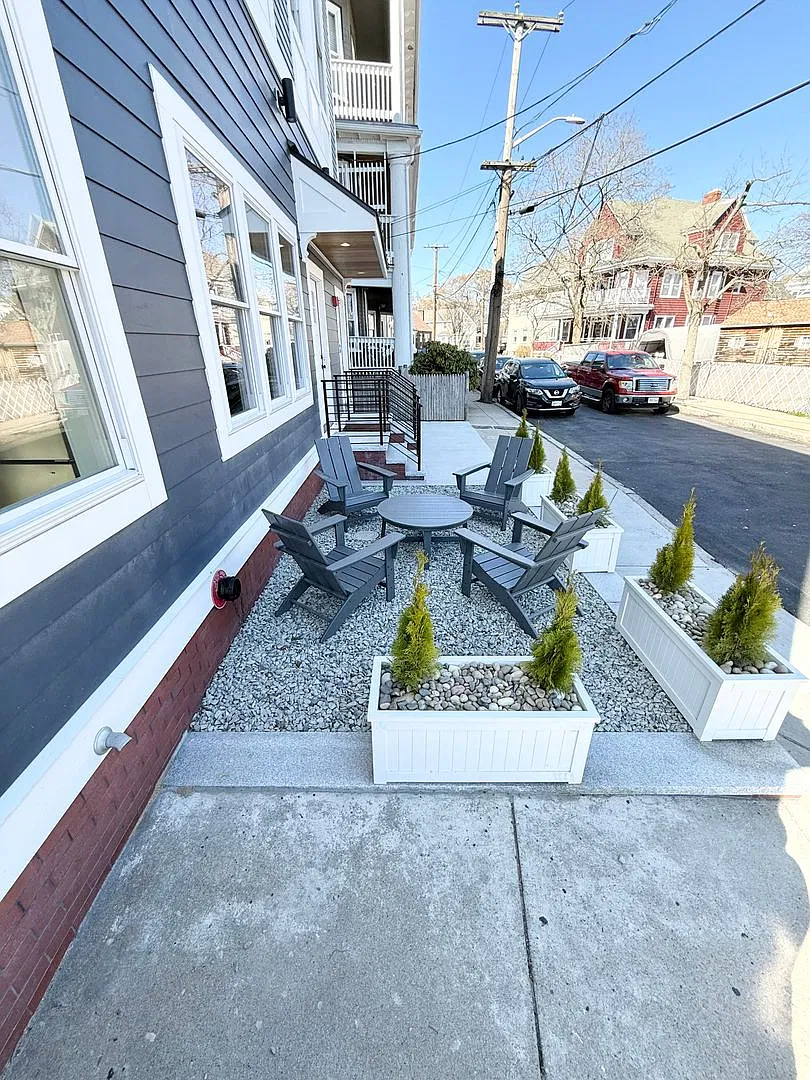 The Landing at 2 Beach Rd — Photo 2