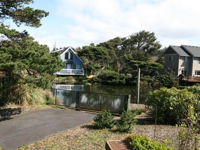 180 SE Highway 101 APT 1, Lincoln City, OR, 97367