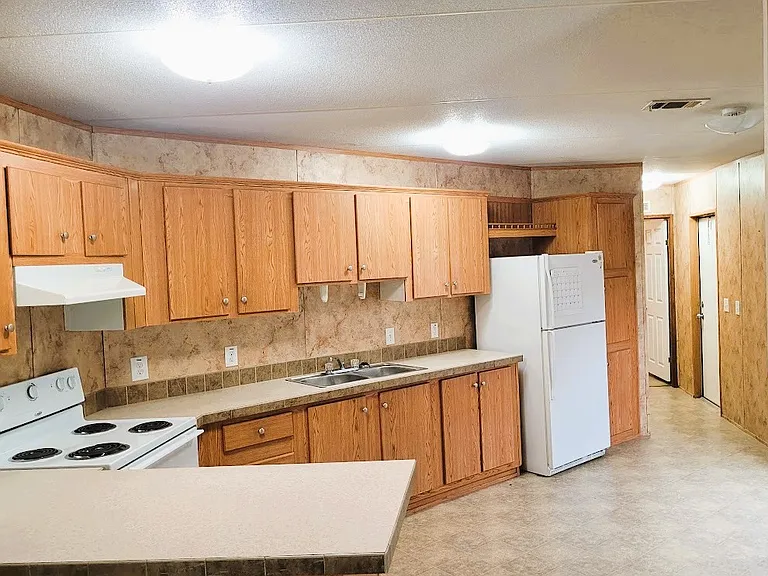 54 Cannon Dr — Photo 14