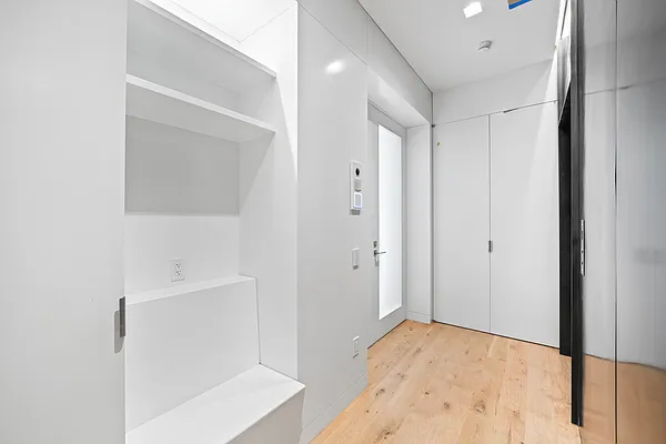 Rented by New York Residence | media 23