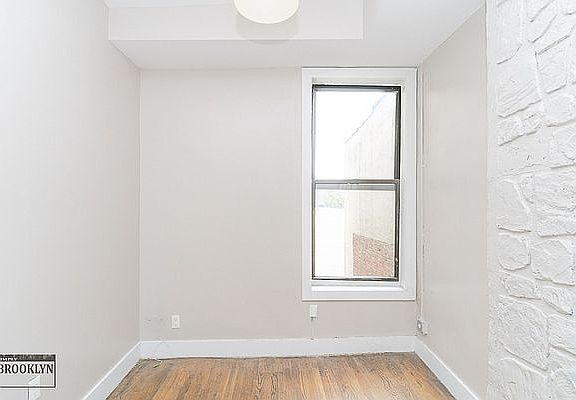 5th image of 317 Knickerbocker Ave #4T