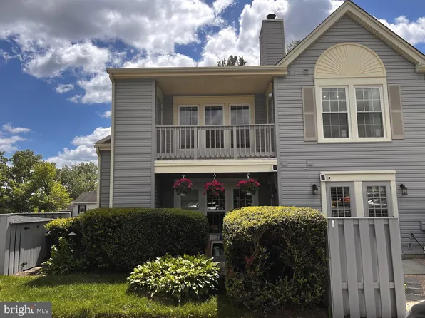 3119 Quartet Ln #221, Silver Spring, MD 20904