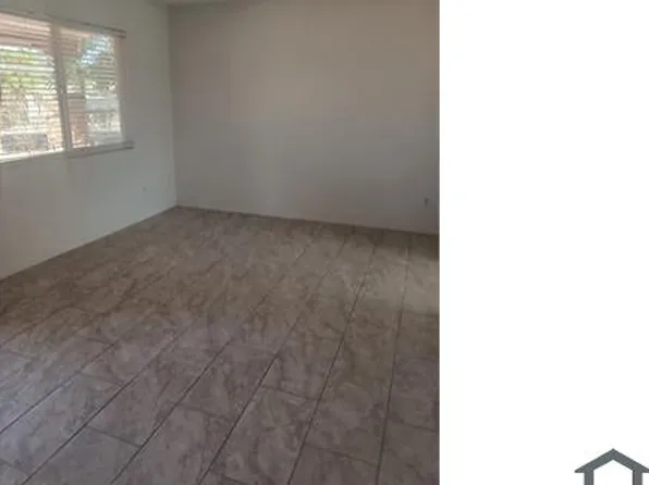 8943 Boe Ln NE, Albuquerque, NM 87113