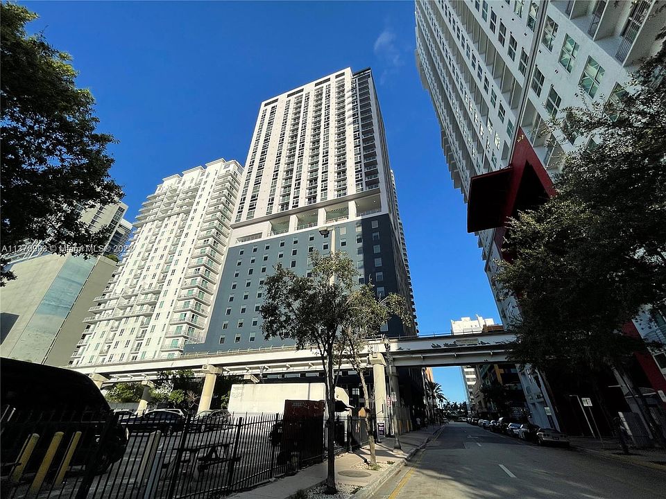 1st image of 227 NE 2nd St Unit 2905