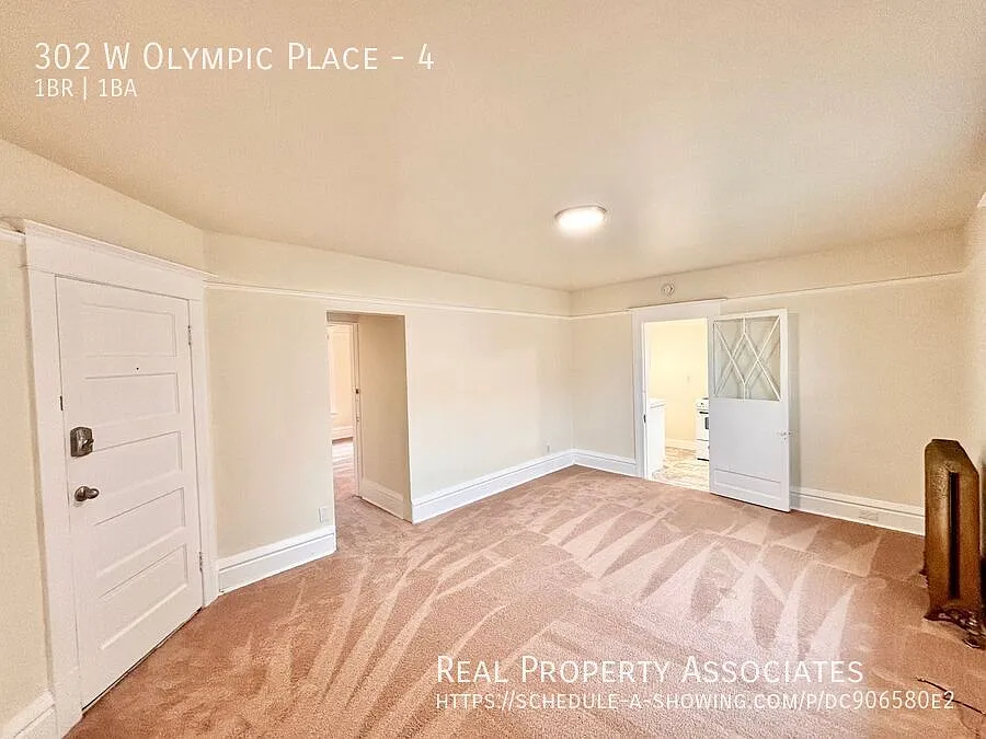Charming Top Floor 1-Bedroom in Queen Anne! — Photo 3