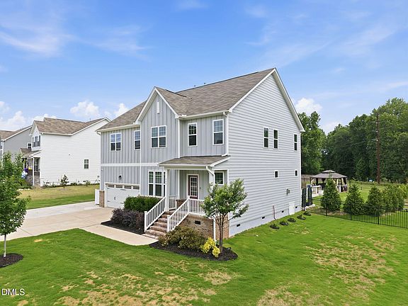 2nd image of 249 Lily Oak Dr