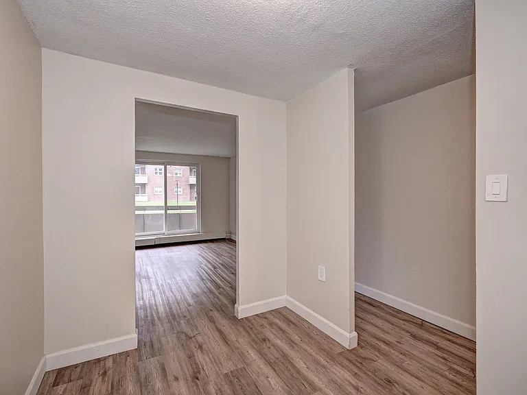 6 Willow Rd — Photo 9