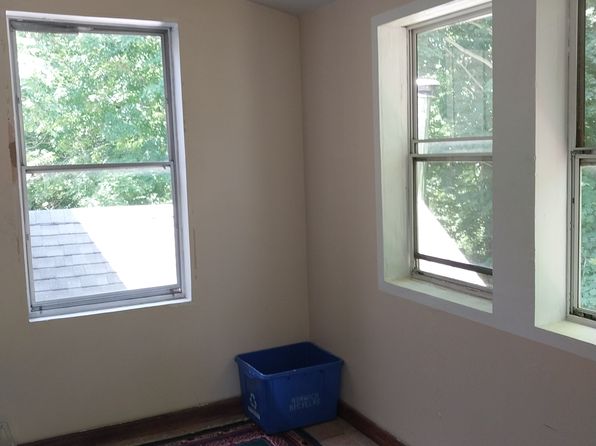1461 Hartford New London Tpke