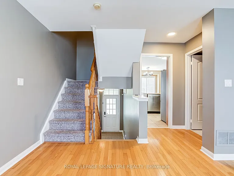 250 Richvale Dr S #3 — Photo 11