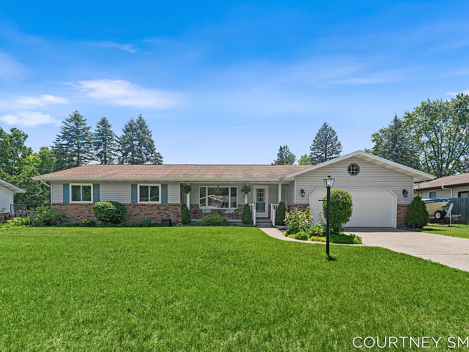 1st image of 672 Birchwood Ct SE
