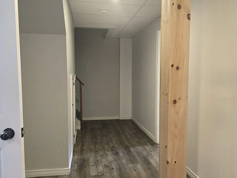208 English Ln — Photo 15