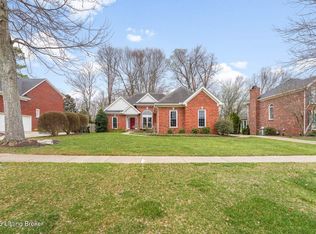 10424 Edgewater Rd, Louisville, KY 40223