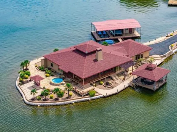 106 Farr Shores Dr, Hot Springs, AR 71913