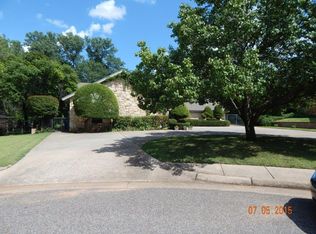 2008 Mistletoe Ct, Edmond, OK 73034