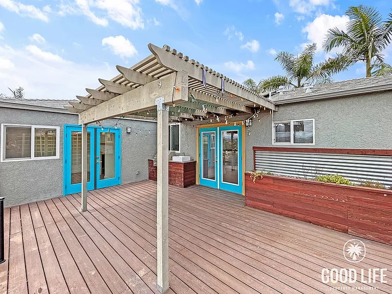 4241 E Overlook Dr — Photo 25