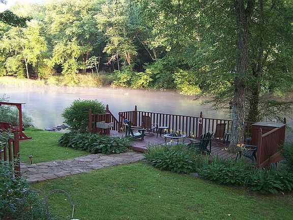 851 N Toccoa River Rd.