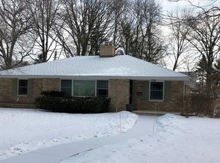 753 Rockland Ave, Lake Bluff, IL