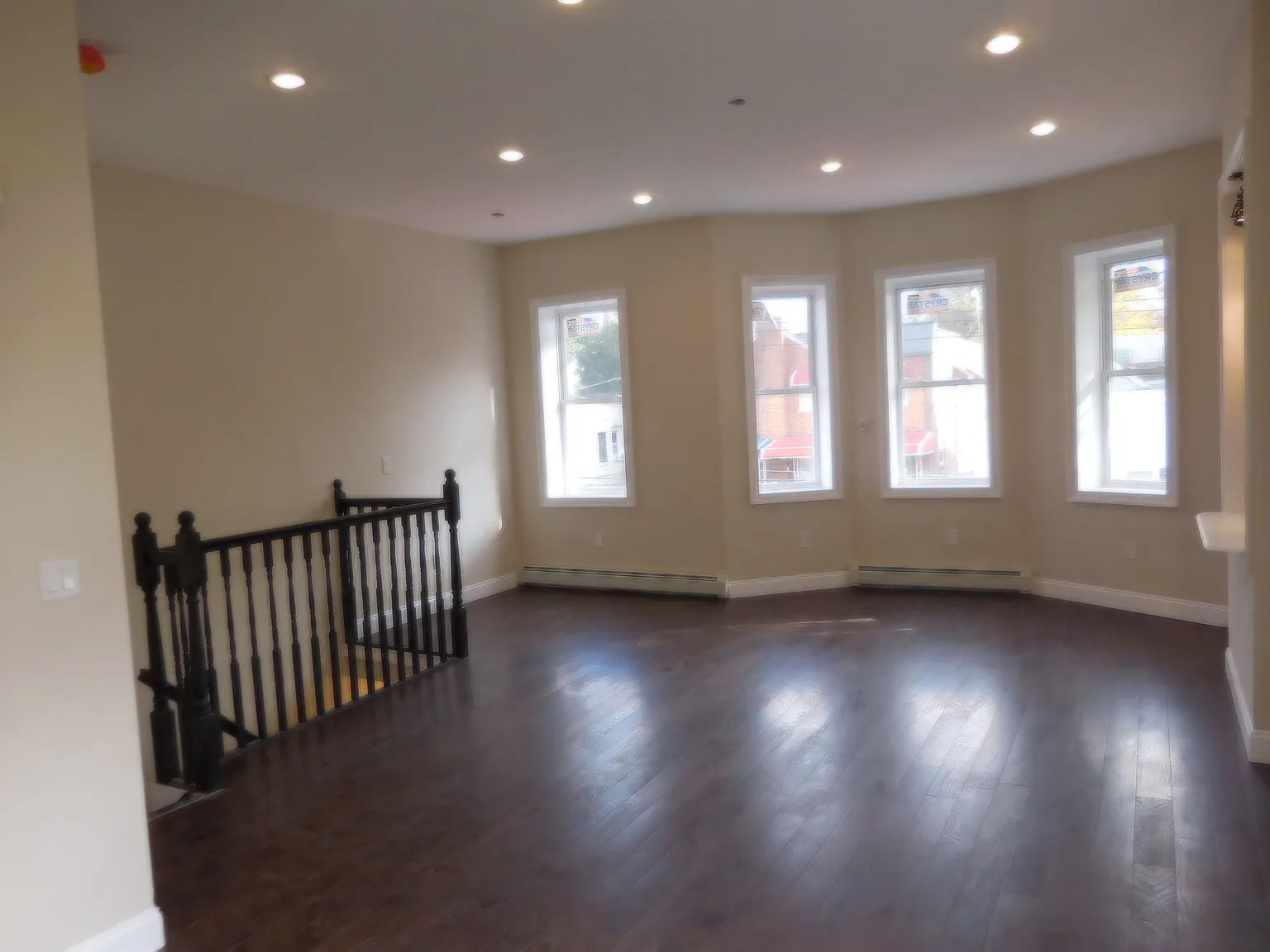 1457 Oakley St, Bronx, NY 10469 | Zillow