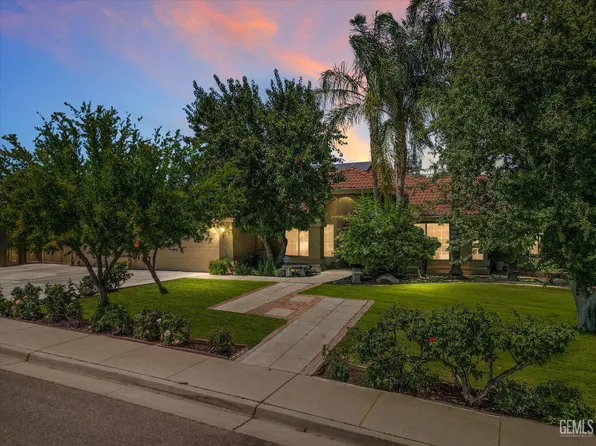 7310 Clifftop Way, Bakersfield, CA 93306