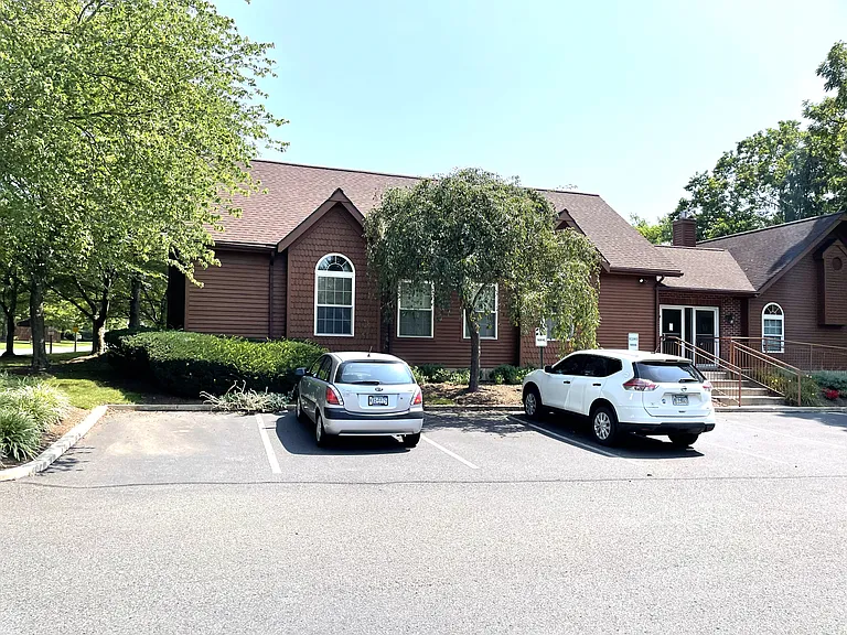 141 Hemlock Dr — Photo 12