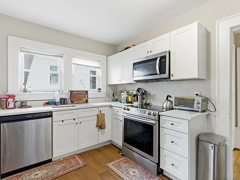 489 Willard Ave SW #A — Photo 8