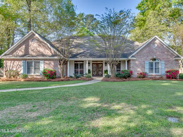 302 Sarah Cv, Brandon, MS 39047