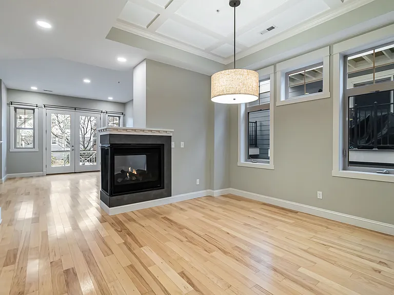 5557 Hill St #C — Photo 45