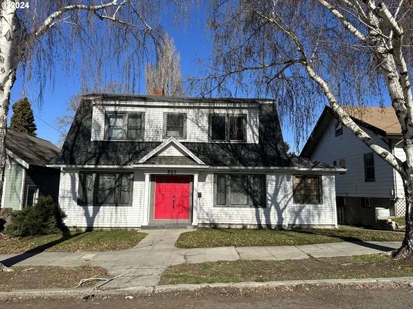 523 E 9th St, The Dalles, OR 97058